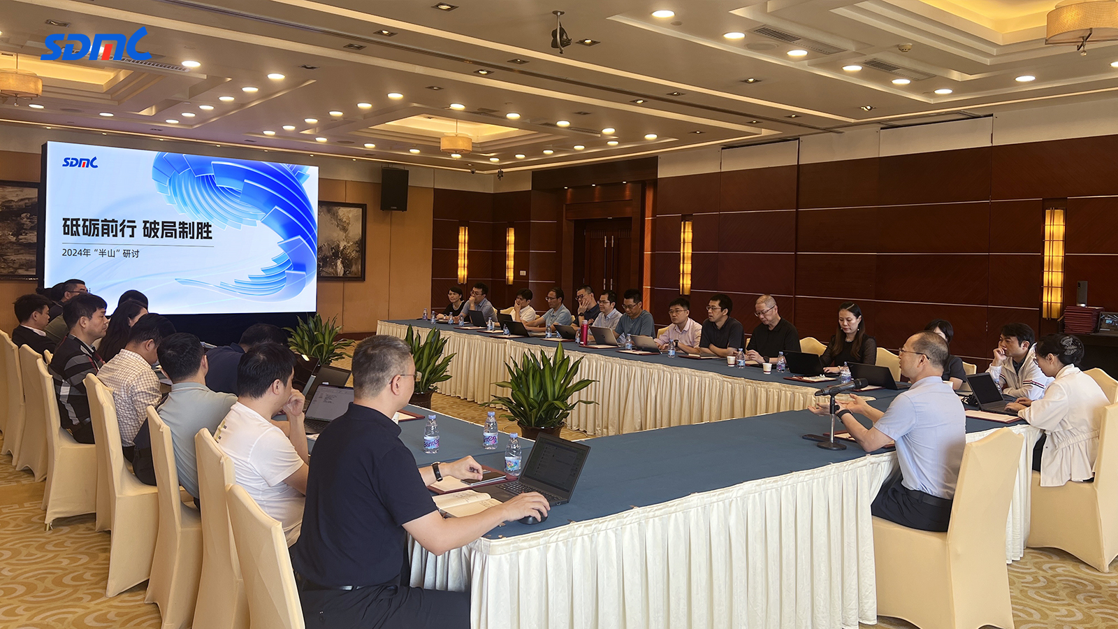 ����ͻ��-��������ݻ���_MG������Ϸ